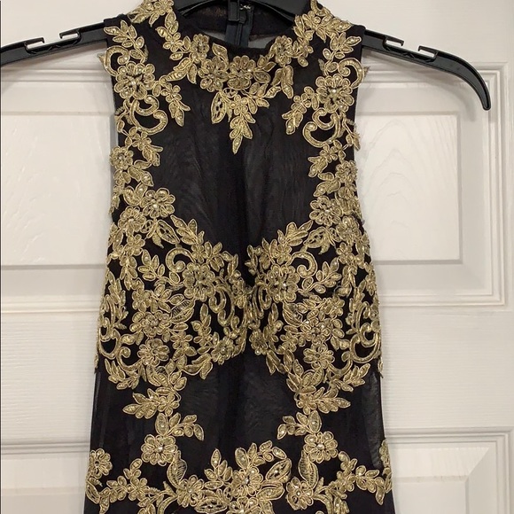 Formal Dress - Picture 2 of 3